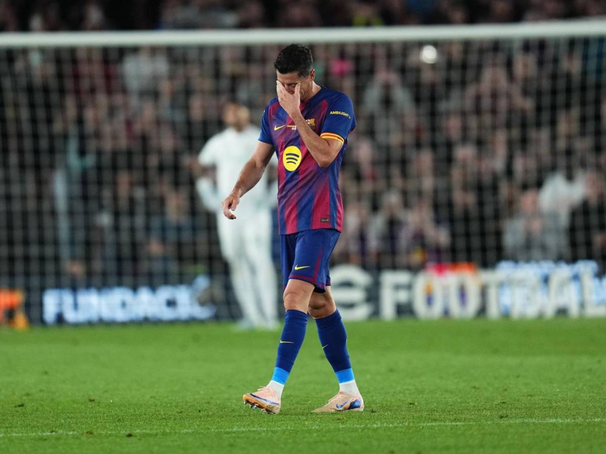 Lewandowski, adiós llorando al Camp Nou, emotiva imagen de su mujer y el MVP del Barcelona