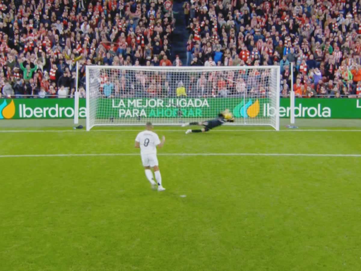 Así falló Mbappé su penal contra el Athletic Club de Bilbao.