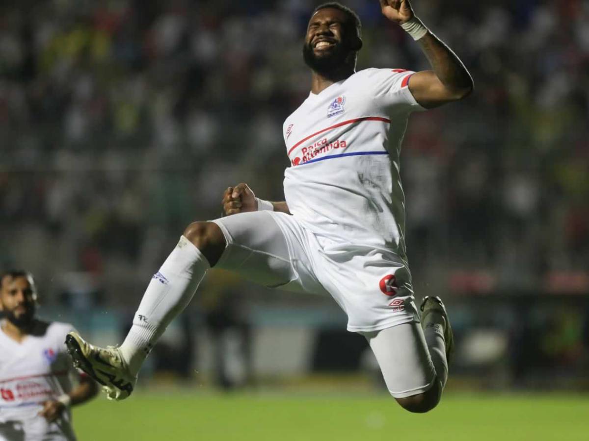 Olimpia de fiesta, doble premio en Concacaf, burla a Motagua y bellas novias de jugadores