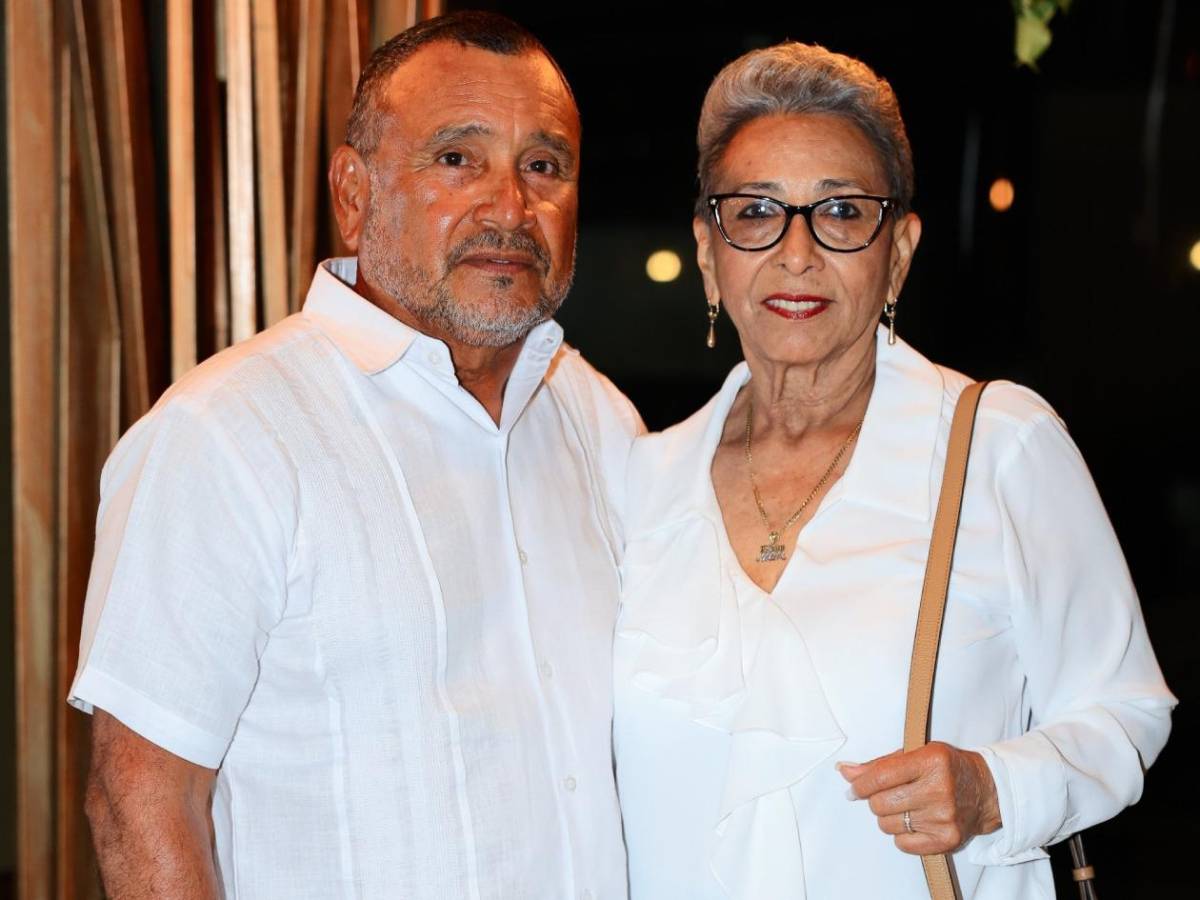 Coctel de bienvenida previo a la boda entre Allery y Francisco