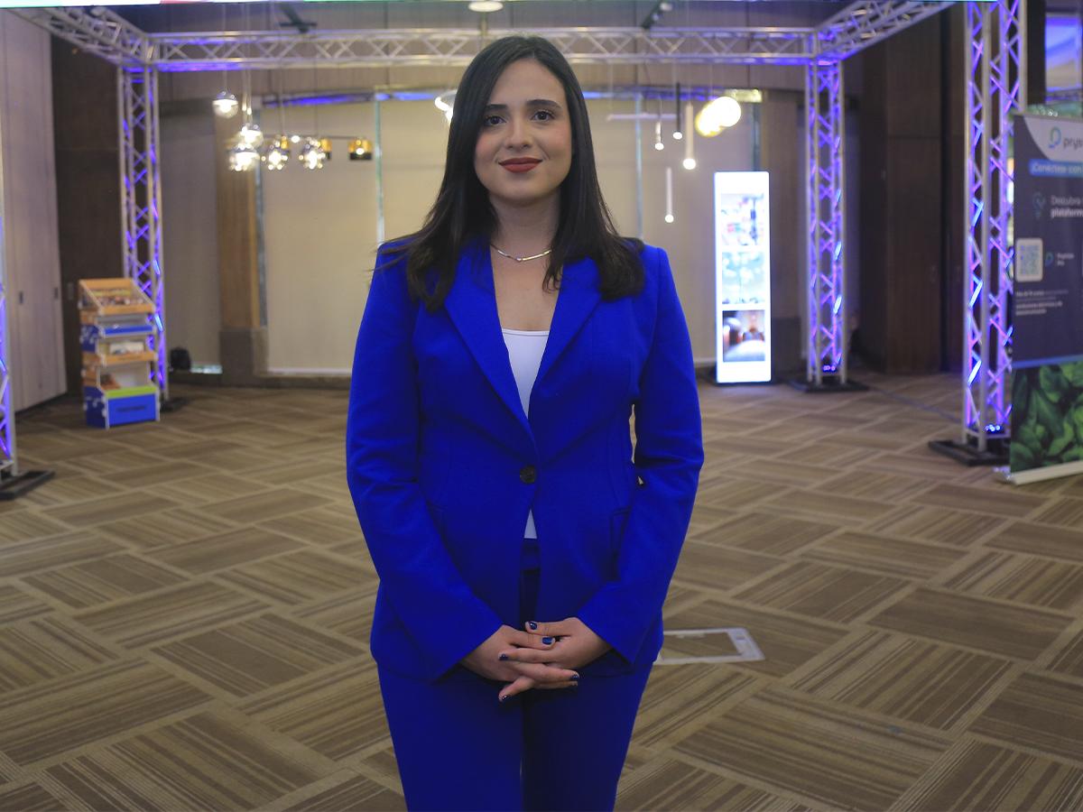 Kathya Flores, gerente de Mercadeo de LED Store.