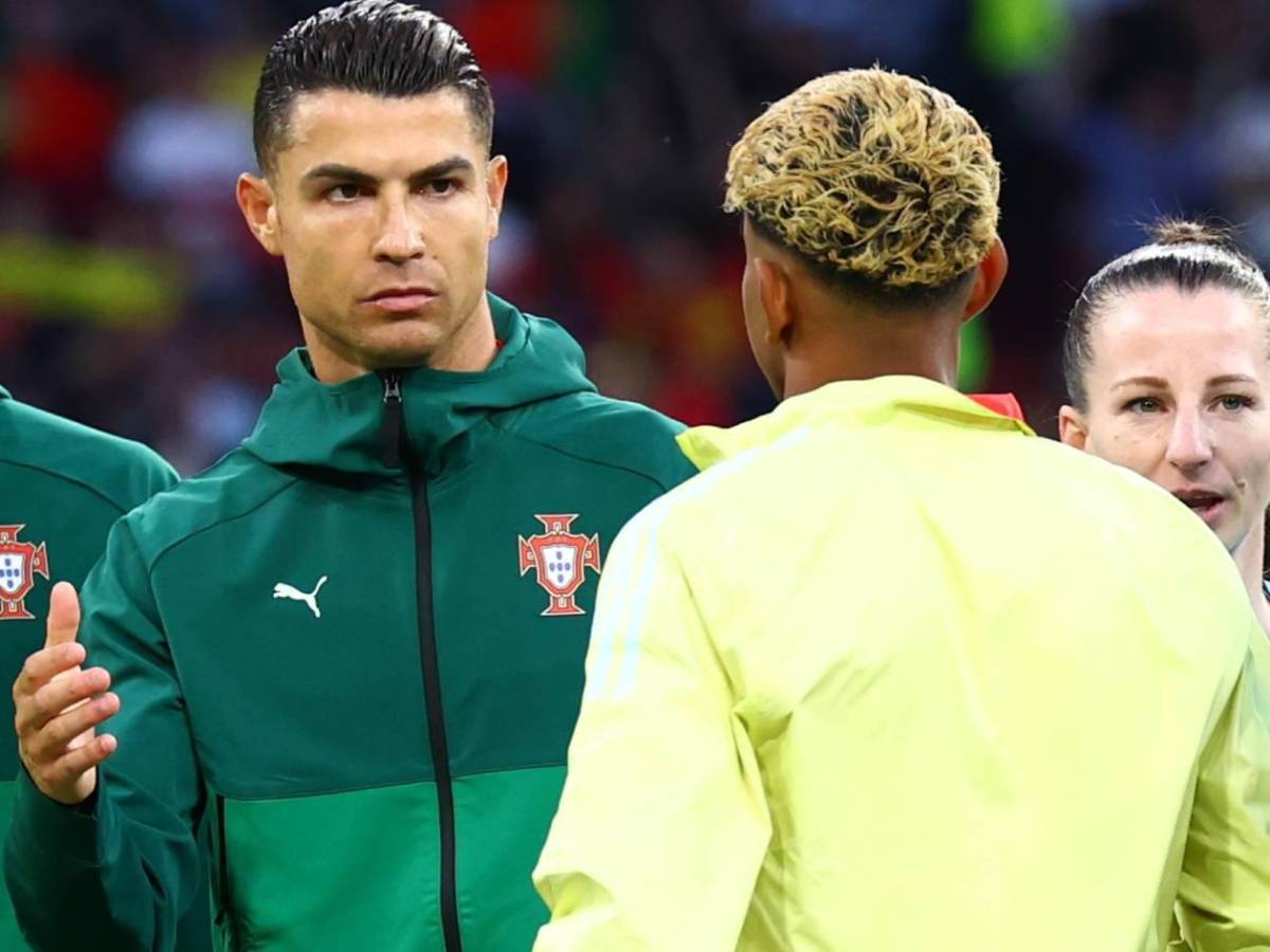 Lamine Yamal no supo perder, tuvo un gesto feo con Cristiano Ronaldo: El luso respondió