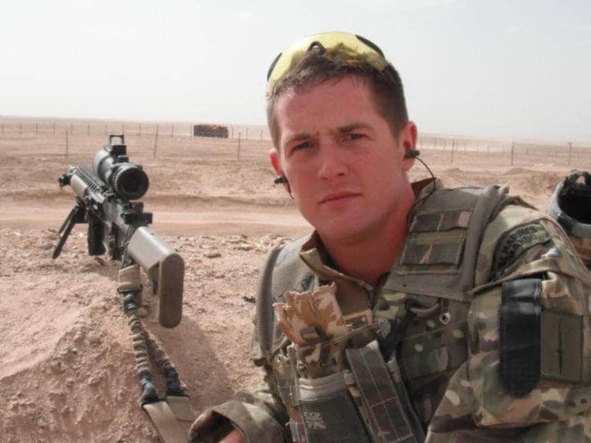 Muere famoso guardaespaldas de Beckham tras luchar contra un dolor secreto