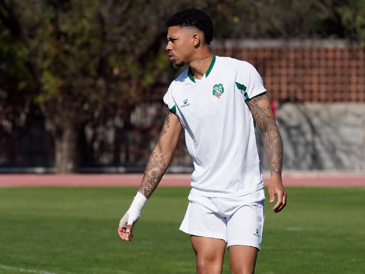Deja mensaje a FIFA: Figura rompe silencio tras denuncia de racismo ante Guatemala