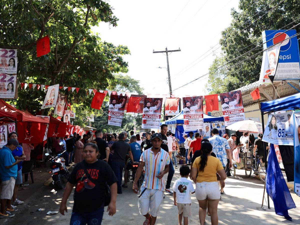 Retrasos y largas filas marcaron la mañana electoral en San Pedro Sula