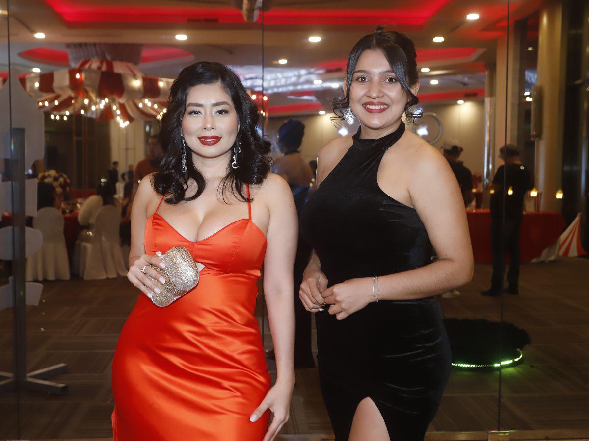 Cofisa celebra su tradicional cena navideña con una elegante temática Circus