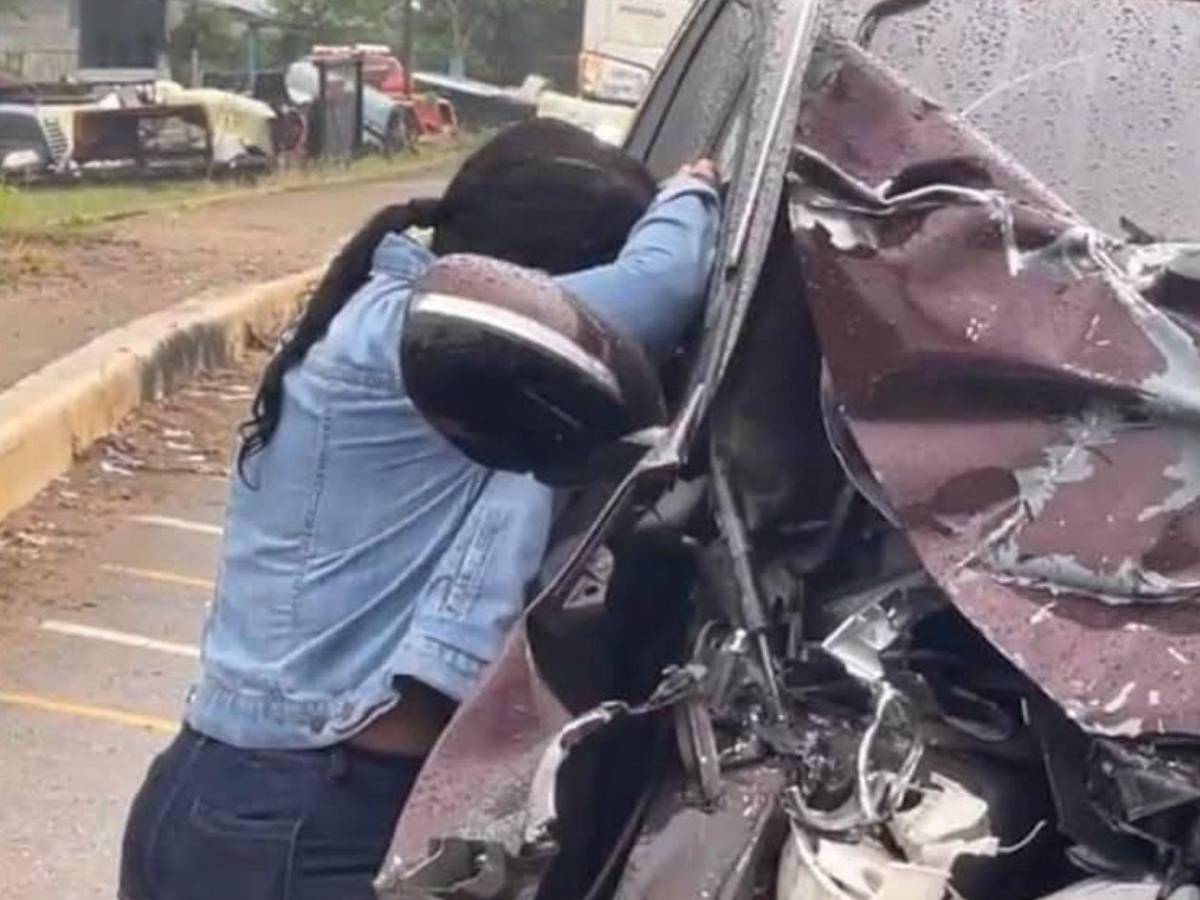 Óscar murió en accidente cuando iba con su esposa de viaje a Roatán