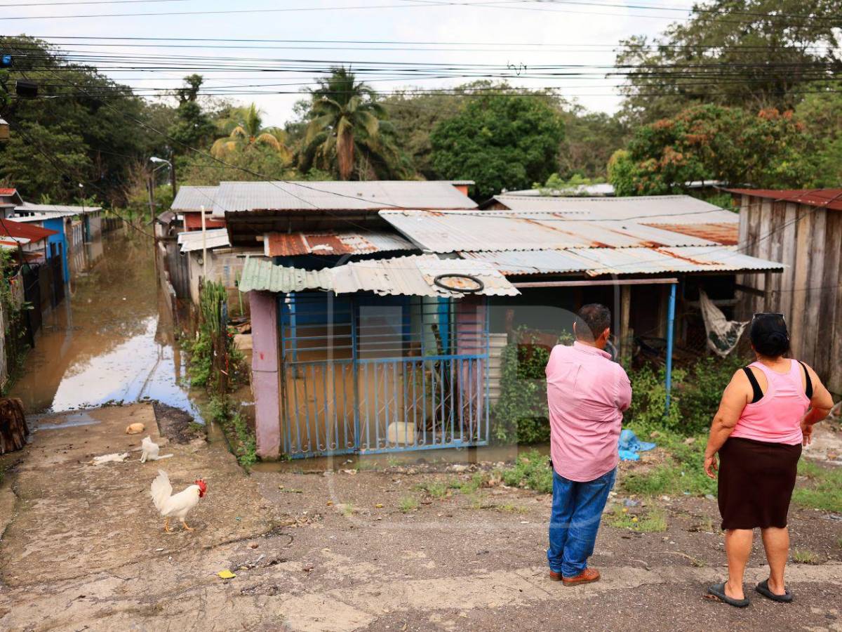 El Lago de Yojoa gana terreno: familias huyen y el agua alcanza zonas turísticas