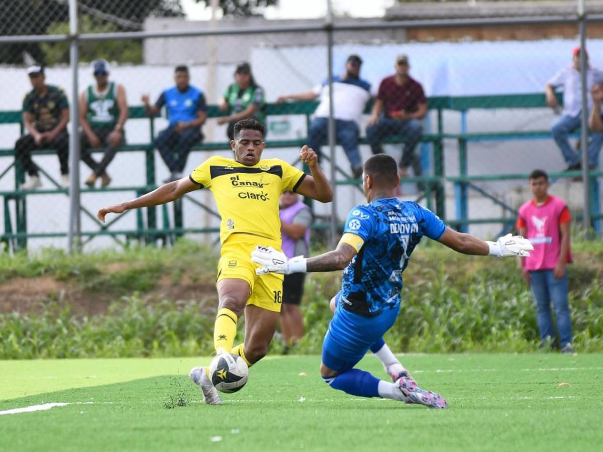 Real España celebra, Juticalpa cabizbajo, inesperado invasor y homenaje