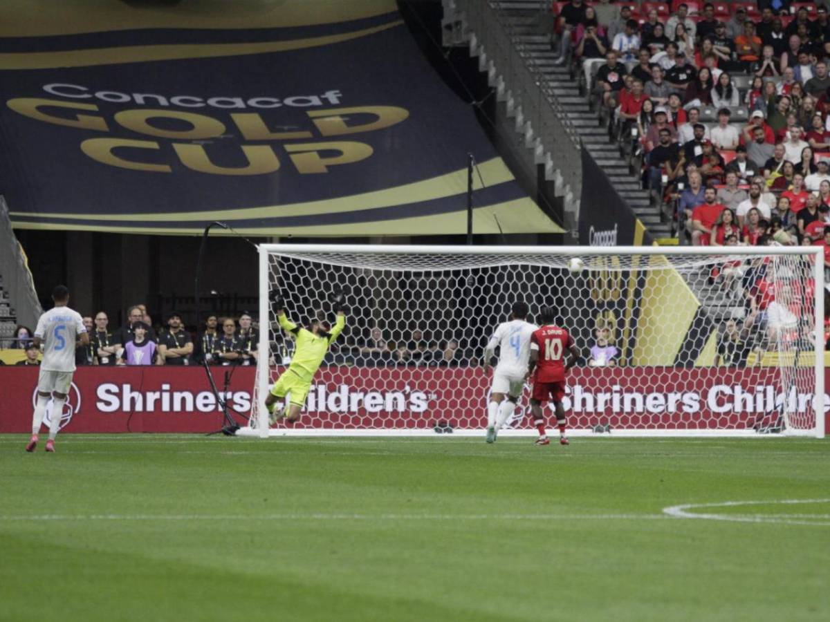 Rely reacciona tras debacle y respuesta que le brindó la selección de Honduras: Me arrepiento