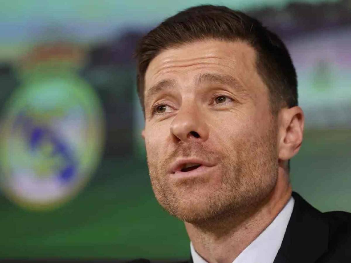 Xabi Alonso y sorpresivo destino: pelea con exBarcelona por un club gigante