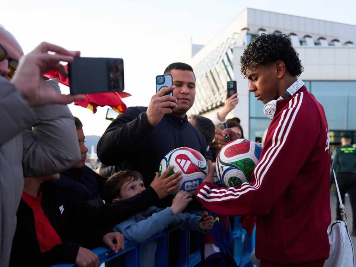 Dirigentes de Honduras visitan concentración de España y gesto de Lamine Yamal