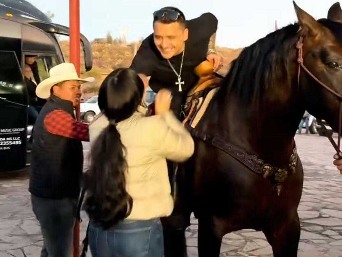 Ángela Aguilar sorprende a Christian Nodal con lujoso regalo por su cumpleaños
