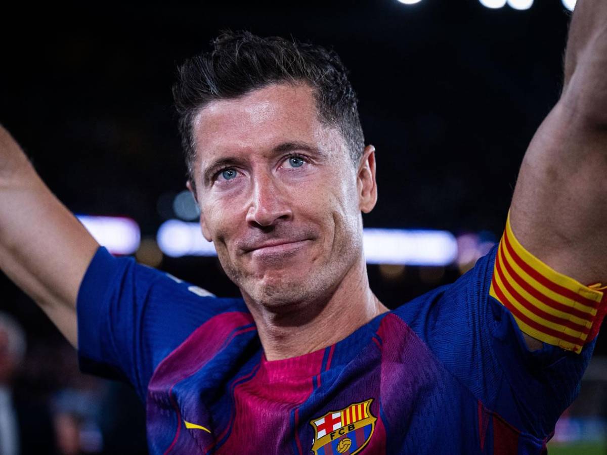 Lewandowski, adiós llorando al Camp Nou, emotiva imagen de su mujer y el MVP del Barcelona