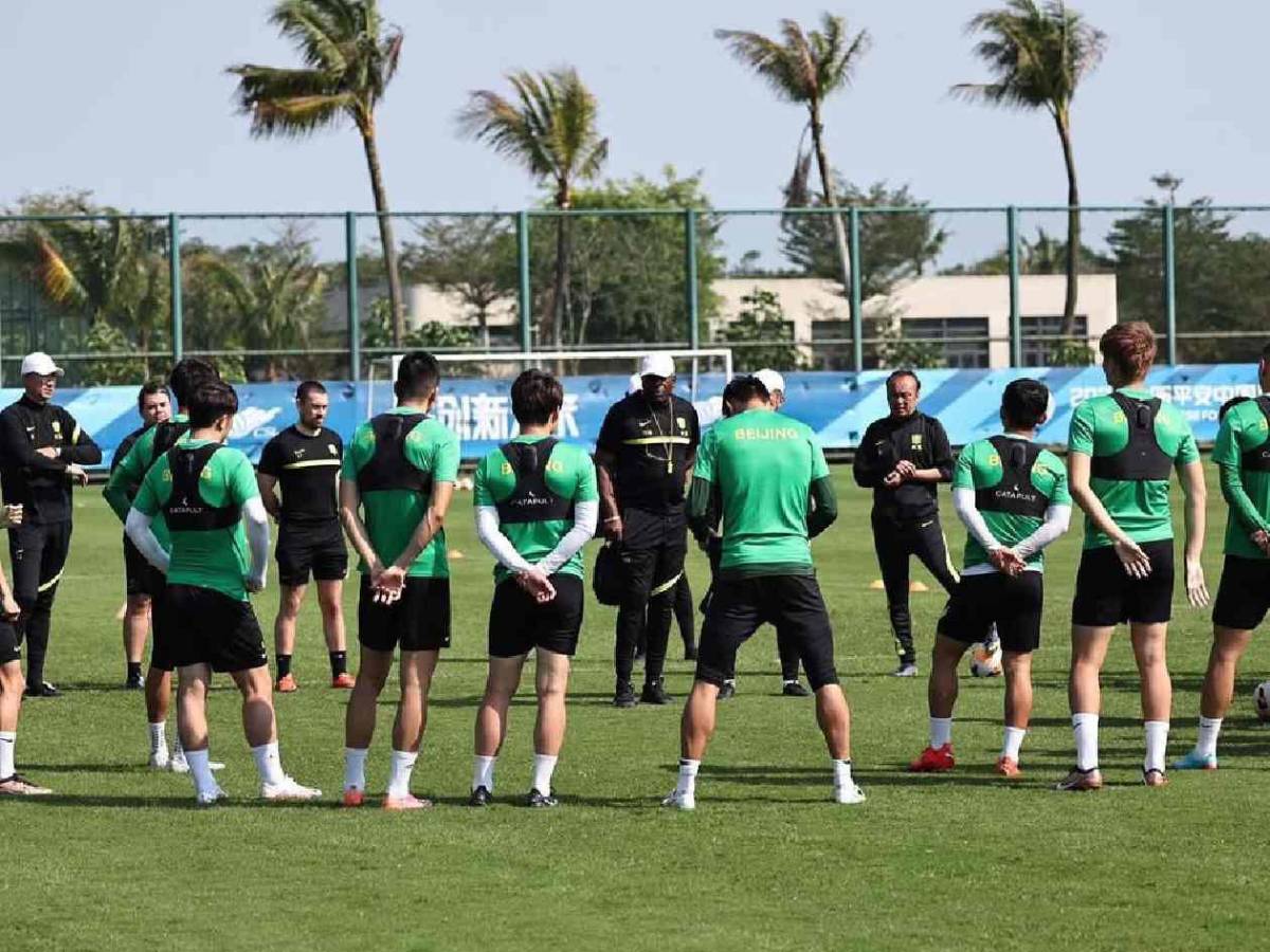 Dejó a Honduras sin Mundial y renuncia: Selección de Concacaf se queda sin DT