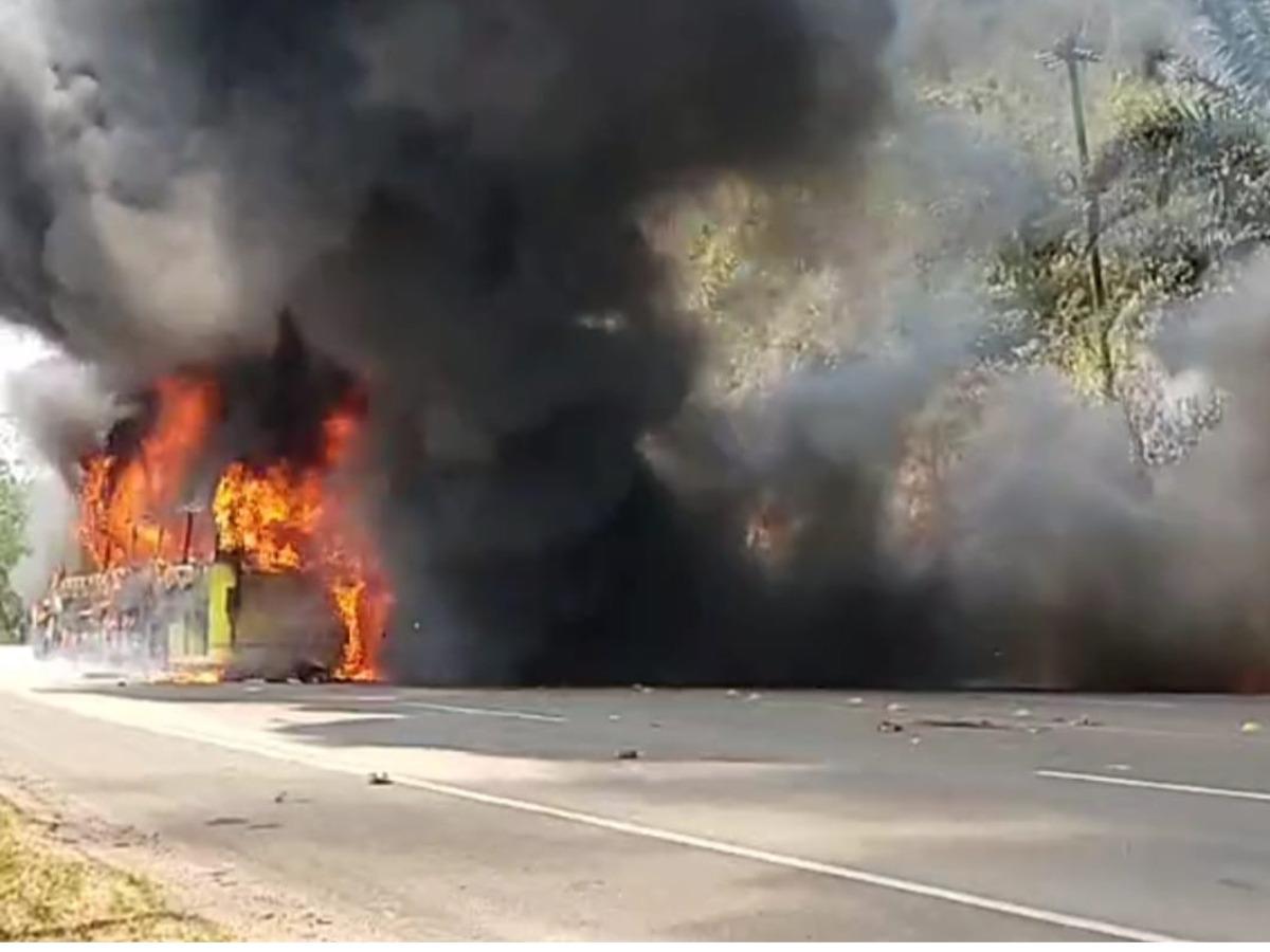 Bus se incendia en Taulabé y deja una persona muerta