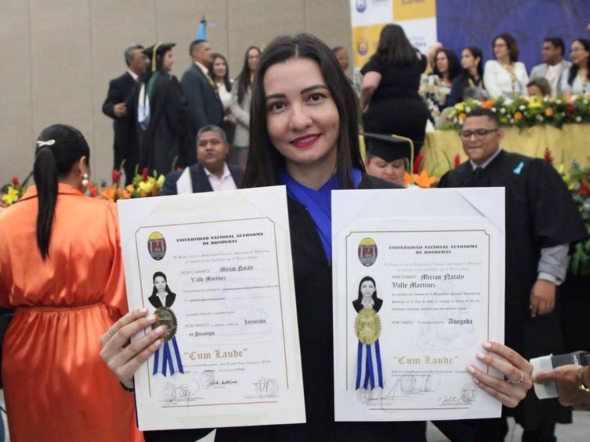 Unah Campus Cortés celebra la graduación de 453 nuevos profesionales