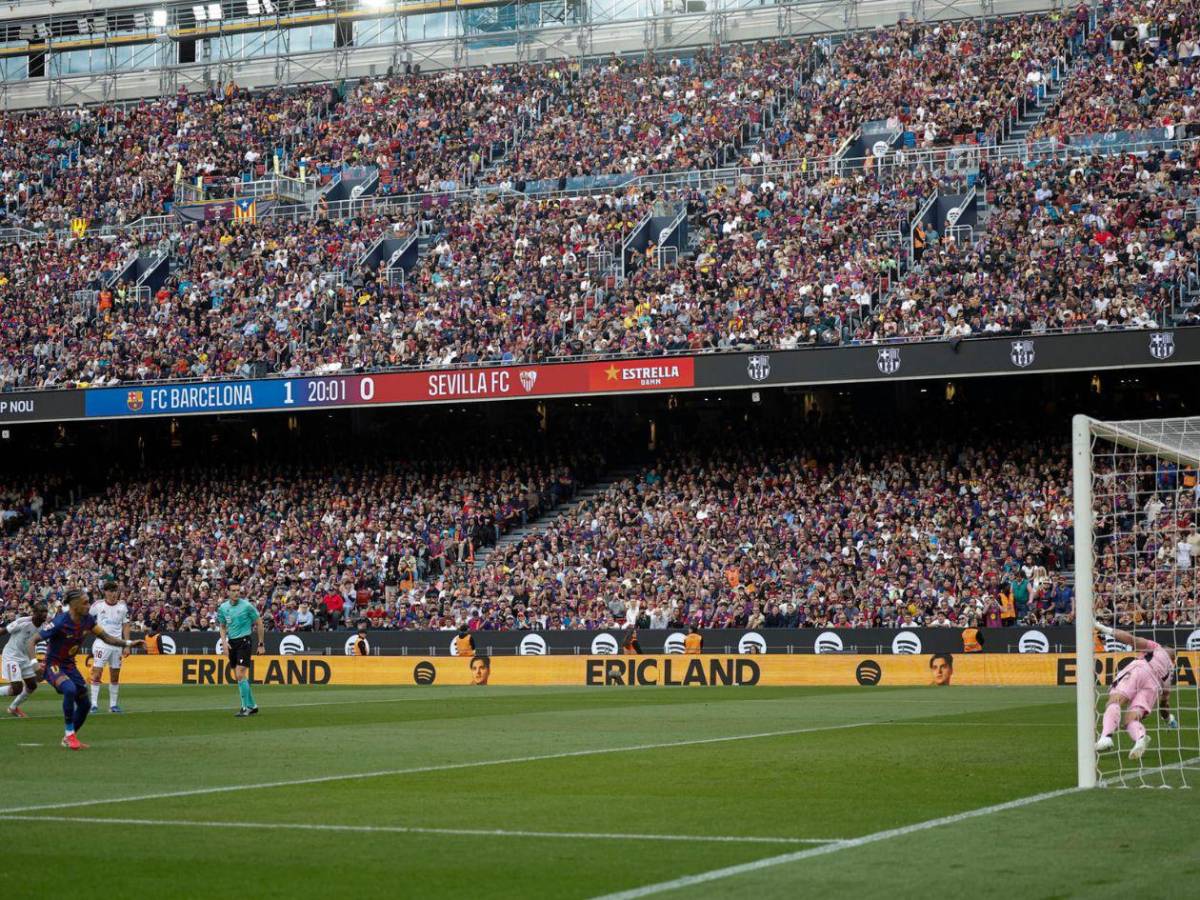 Festín de Barcelona, polémica, reacción de Hansi Flick y exhibición de Raphinha