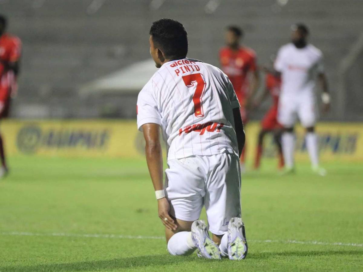 Lamento de Olimpia, esposa de Espinel sorprende e hijo de leyenda brilla