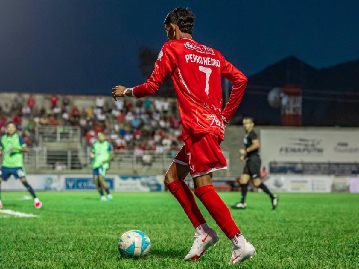 ¿Quién es Perro Negro de Estrella Roja? El motivo detrás de su viral apodo