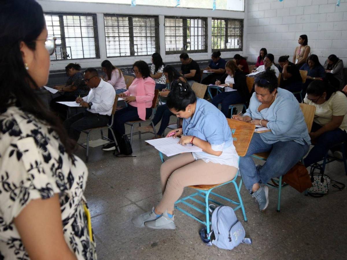 ¿Mejor que sus alumnos? Estas son las notas en el concurso docente 2025