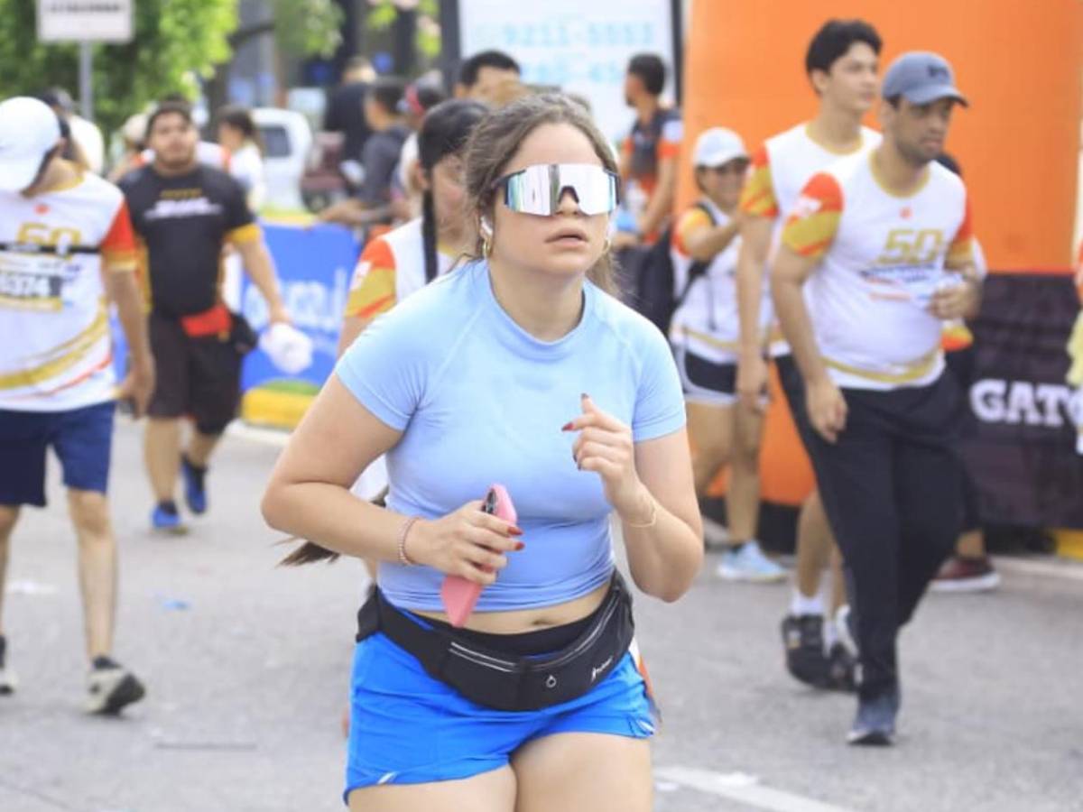 Una Miss sorprendió: Las bellas mujeres de la 50 Maratón LA PRENSA-Gatorade