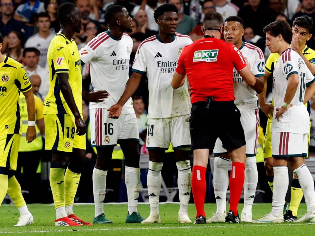 Revelan lo que dijo el VAR antes de insólita expulsión de Vinicius y el acta arbitral