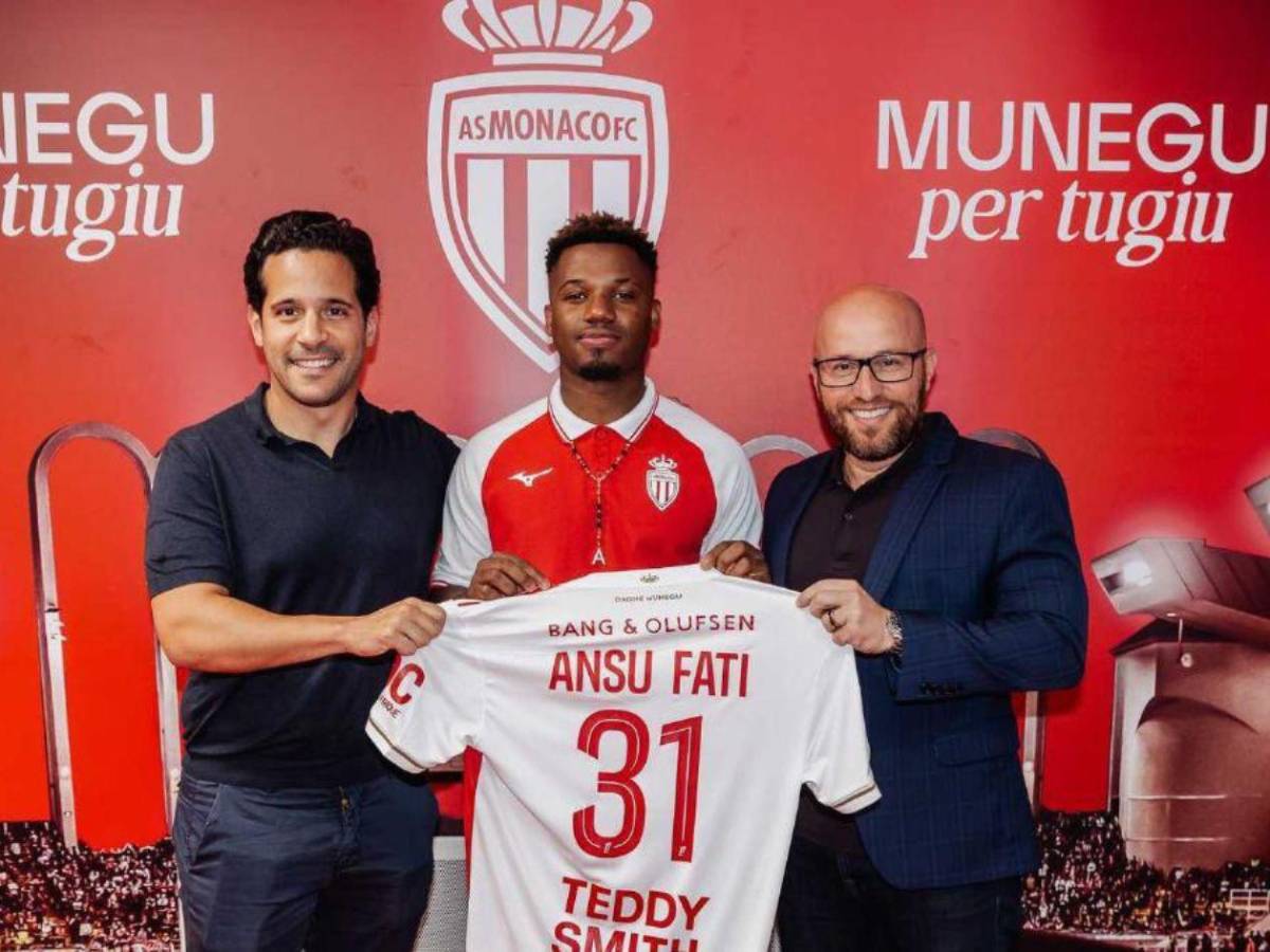 El sacrificado por Rashford: Flick aparta a su jugador y acepta su salida del club