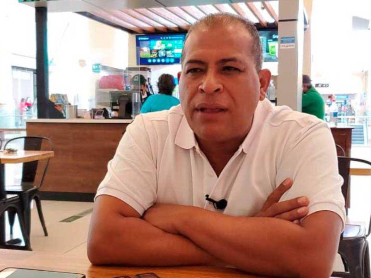 “Vengo a rescatar el nombre de mi hija”: Cossette López responde con una querella a César Silva y Rony Martínez tras insultos en UneTV