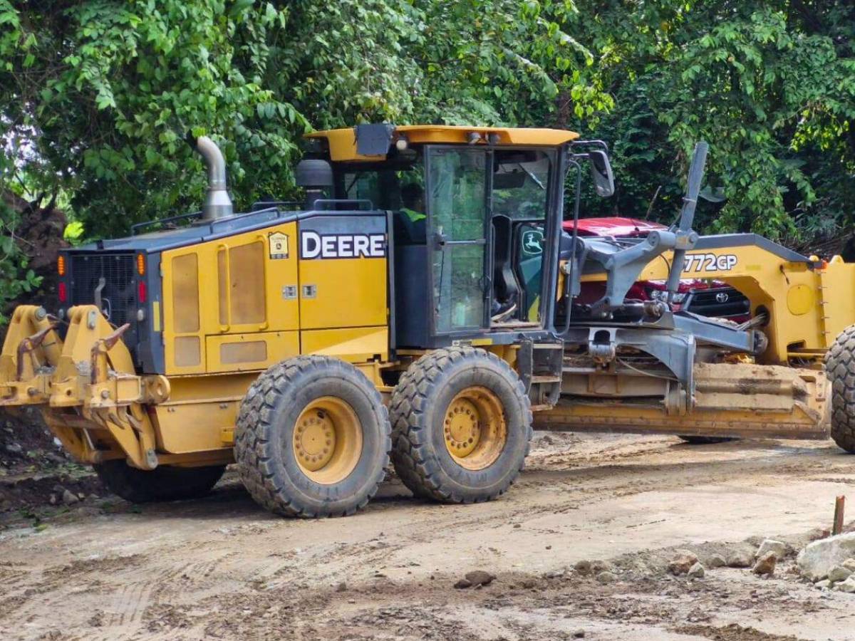 ¿Cuánto invierte la Unah en la pavimentación del Campus Cortés?