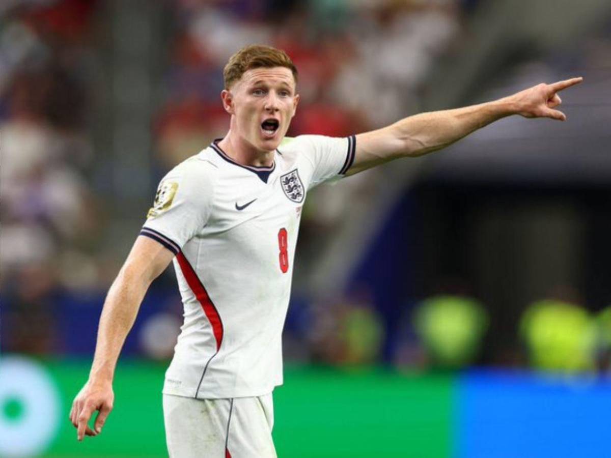Barcelona lo pone en venta, destino de Julián Álvarez y PSG va por un fichajazo