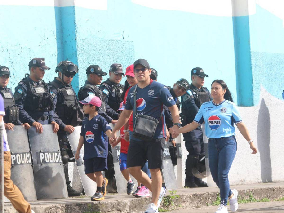 El ambiente que se vivió en la previa del Olimpia-Motagua del Apertura 2025