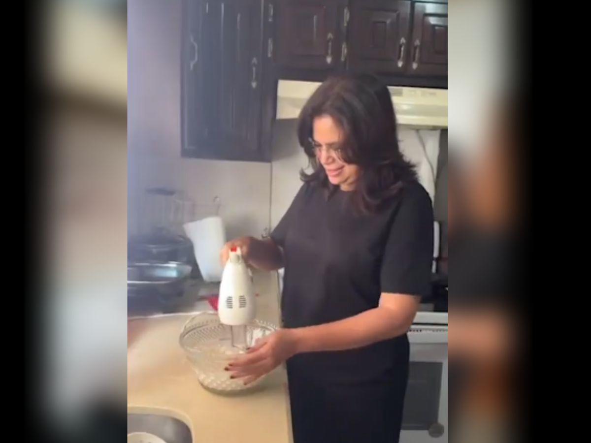 Esto es lo que hace Rixi Moncada un domingo en casa