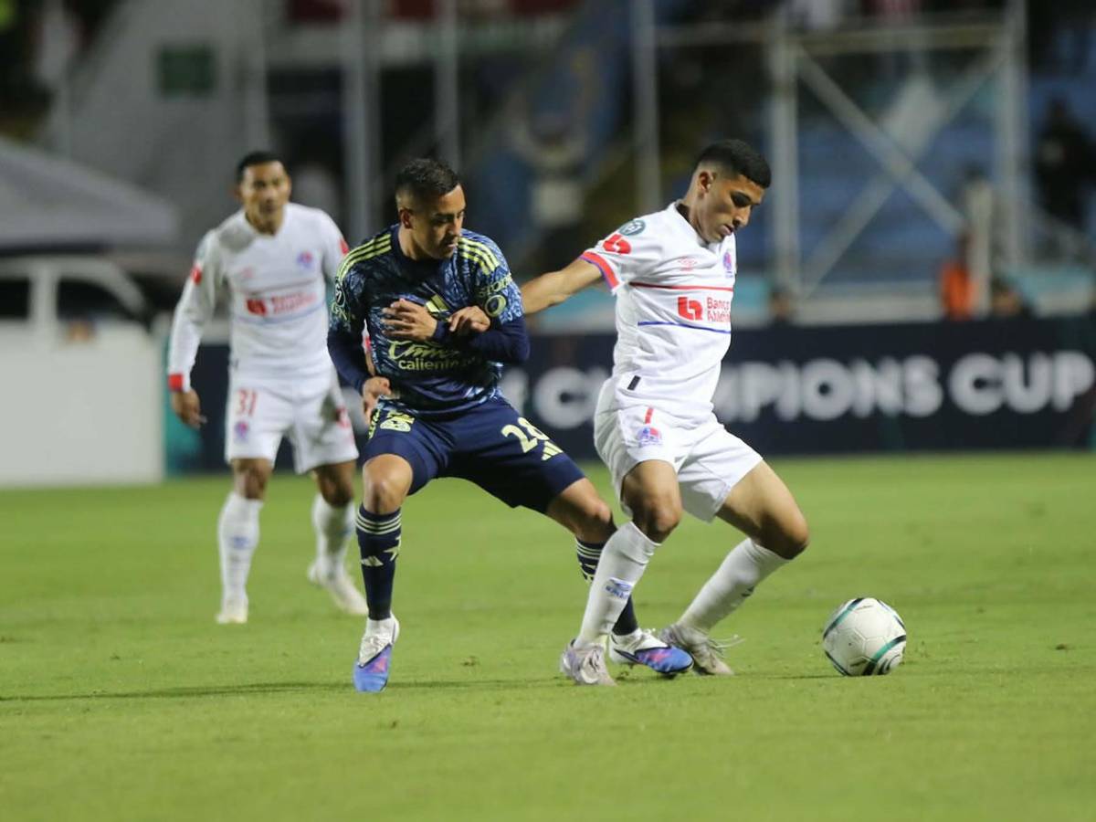 Olimpia se derrumba ante América, dedicatoria de Jorge Álvarez y novia de futbolista