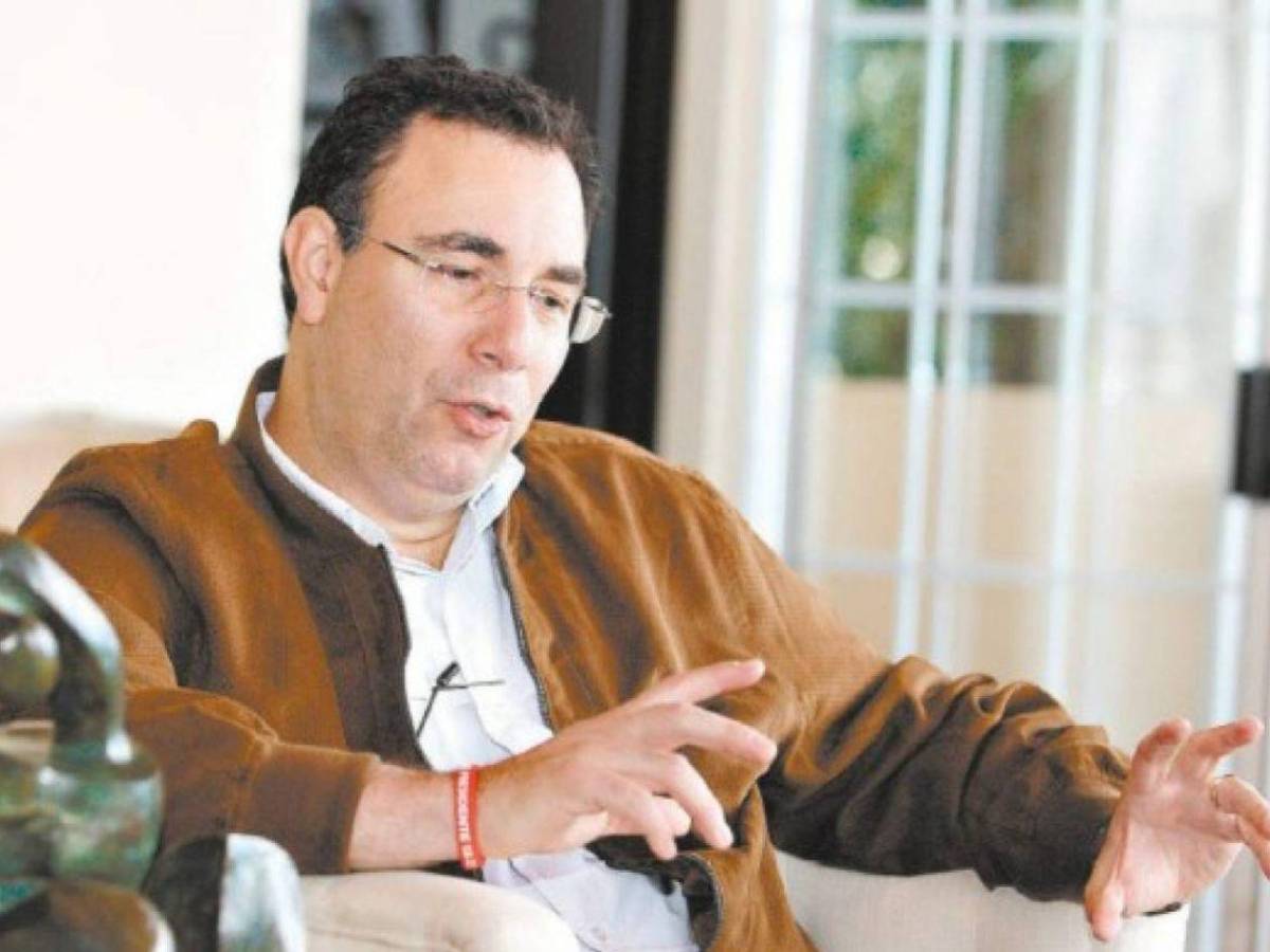 Maribel Espinoza a Luis Zelaya: “No me transporto en vehículos del gobierno”