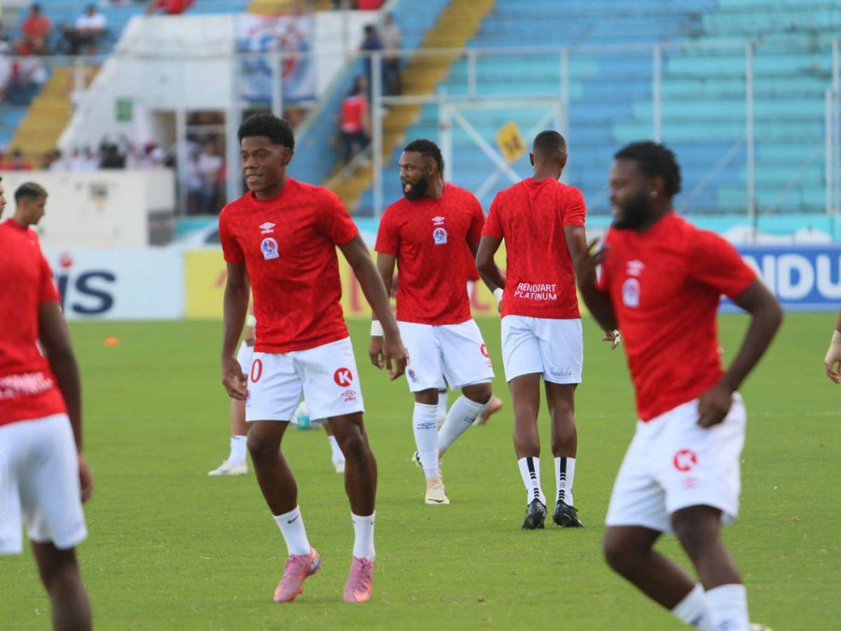Olimpia vs Real España: chicas roban suspiros y ambiente de fiesta en el Nacional