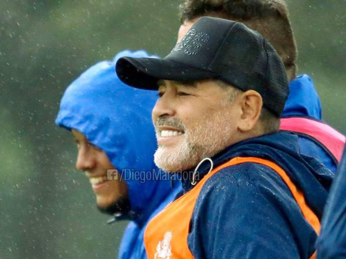 Impactante: Médico revela lo que obligaron a realizarle a Maradona