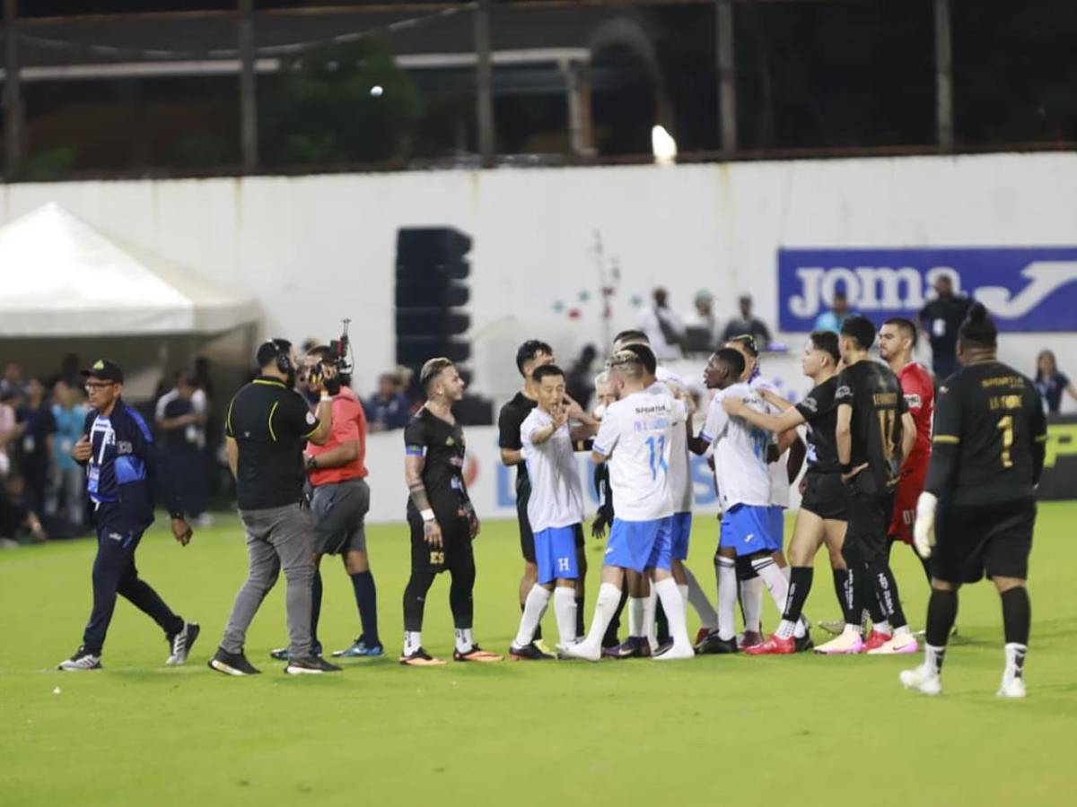 Tiktokers de Honduras festejan, Supremo conquista a Milagro, relajo y ¿quién es la chica de azul?