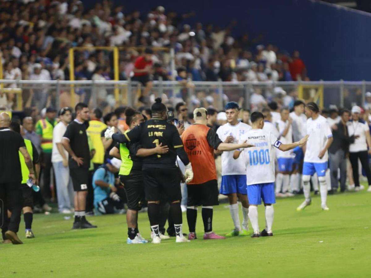 La increíble razón por que El Salvador quiso abandonar partido ante Honduras
