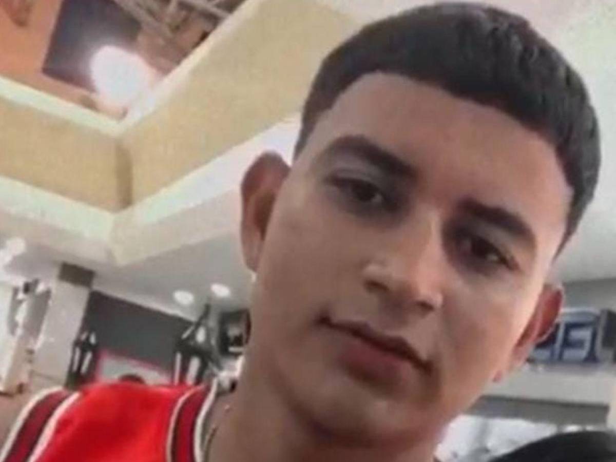 Identifican a pareja asesinada en La Ceiba; pandilla 18 dejó rótulo en la escena