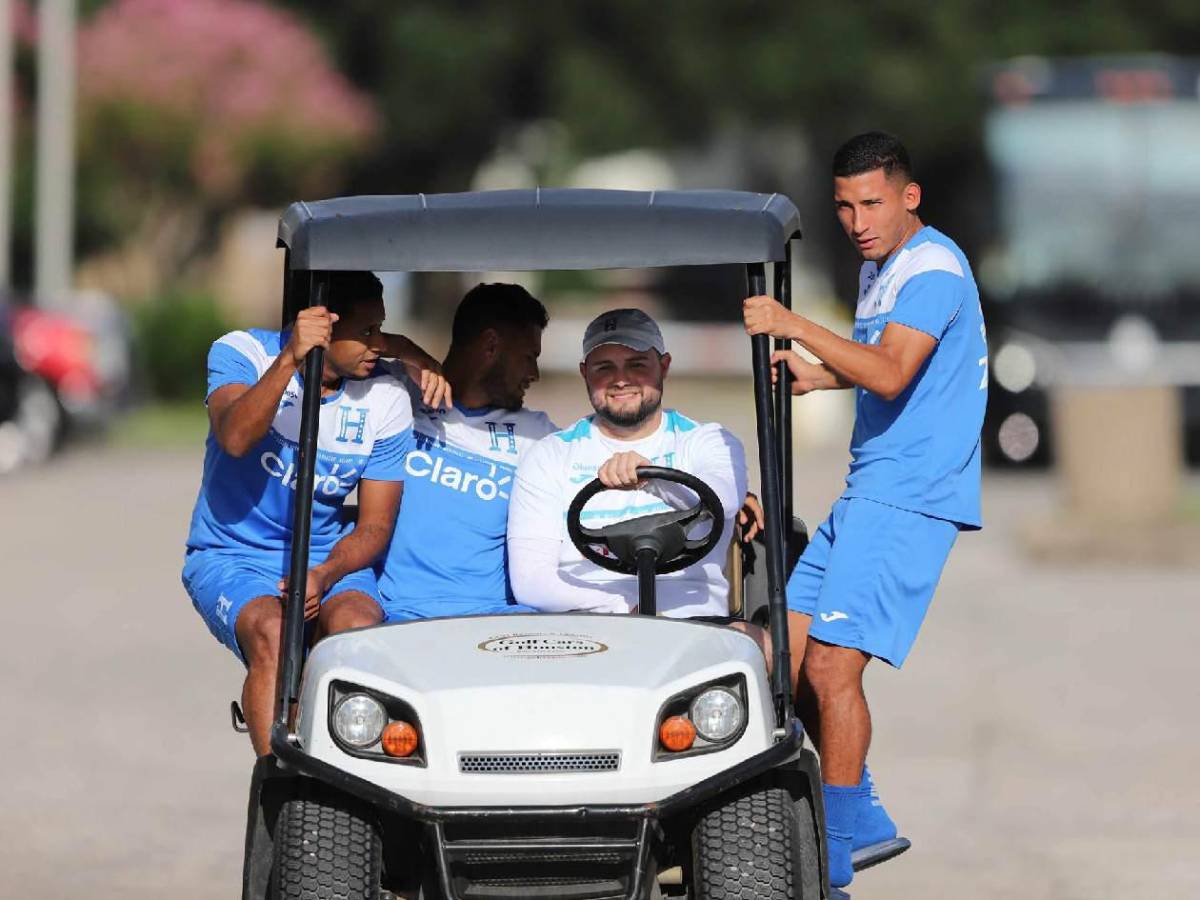 ¿Quién es la misteriosa chica? Bellezas y lo que hizo Palma en entreno de Honduras