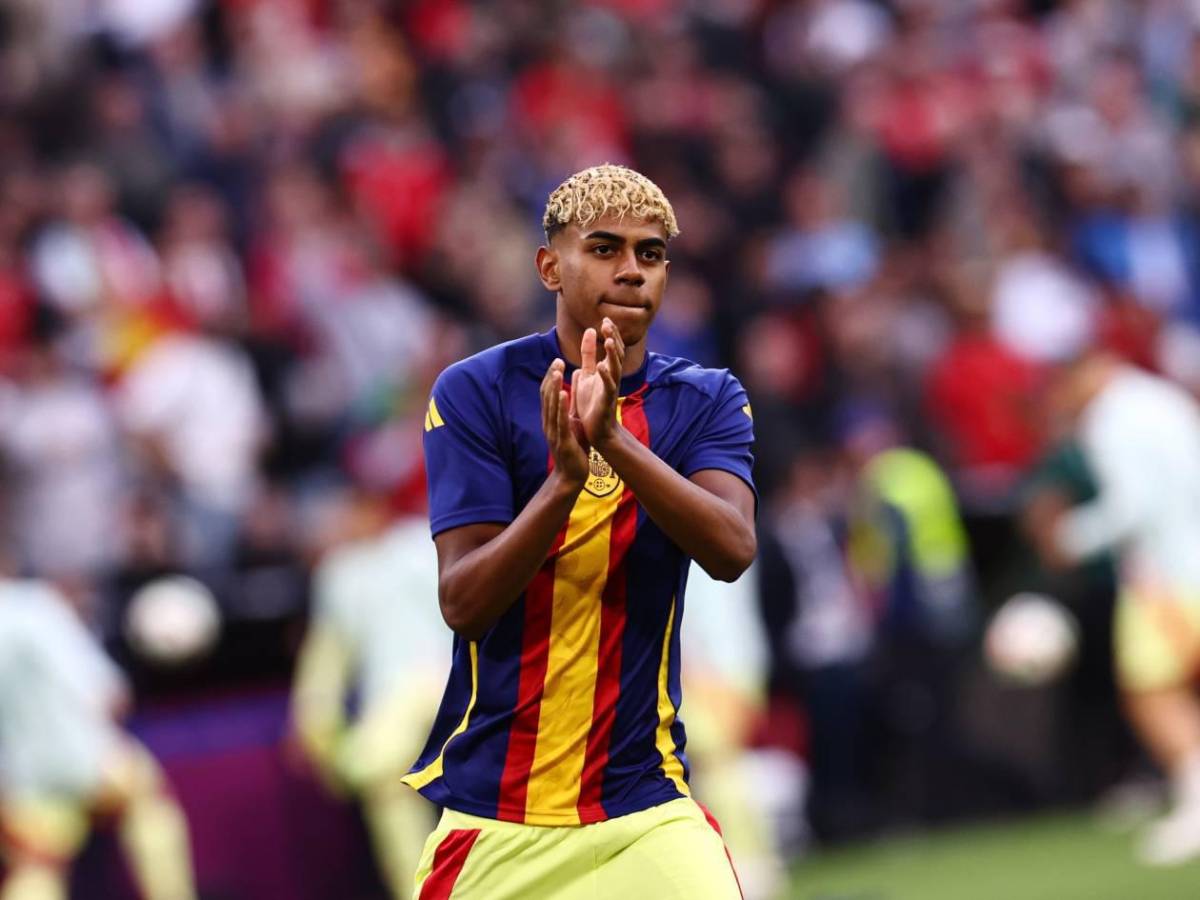 Lamine Yamal no supo perder, tuvo un gesto feo con Cristiano Ronaldo: El luso respondió