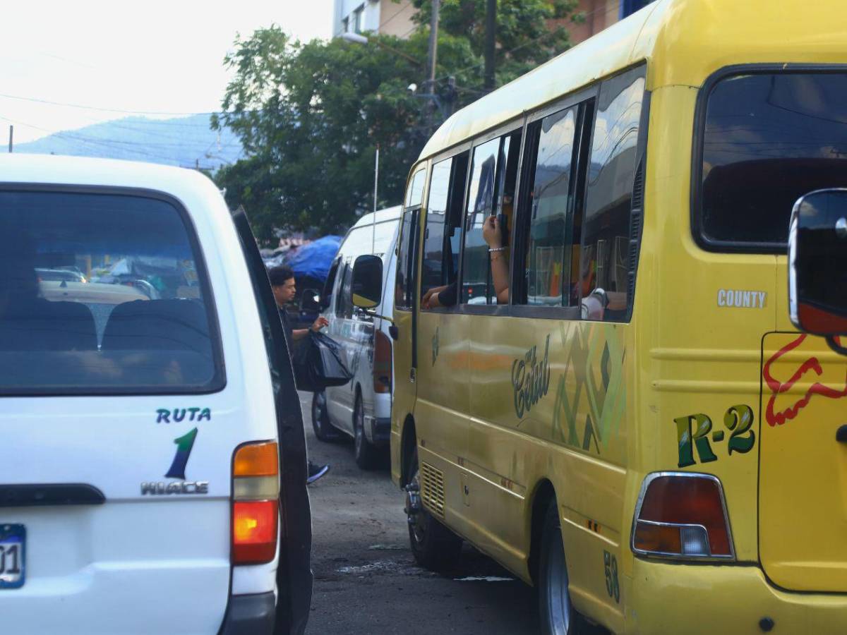 ¿Cuáles son las infracciones de tránsito que más cometen los conductores de buses rapiditos?