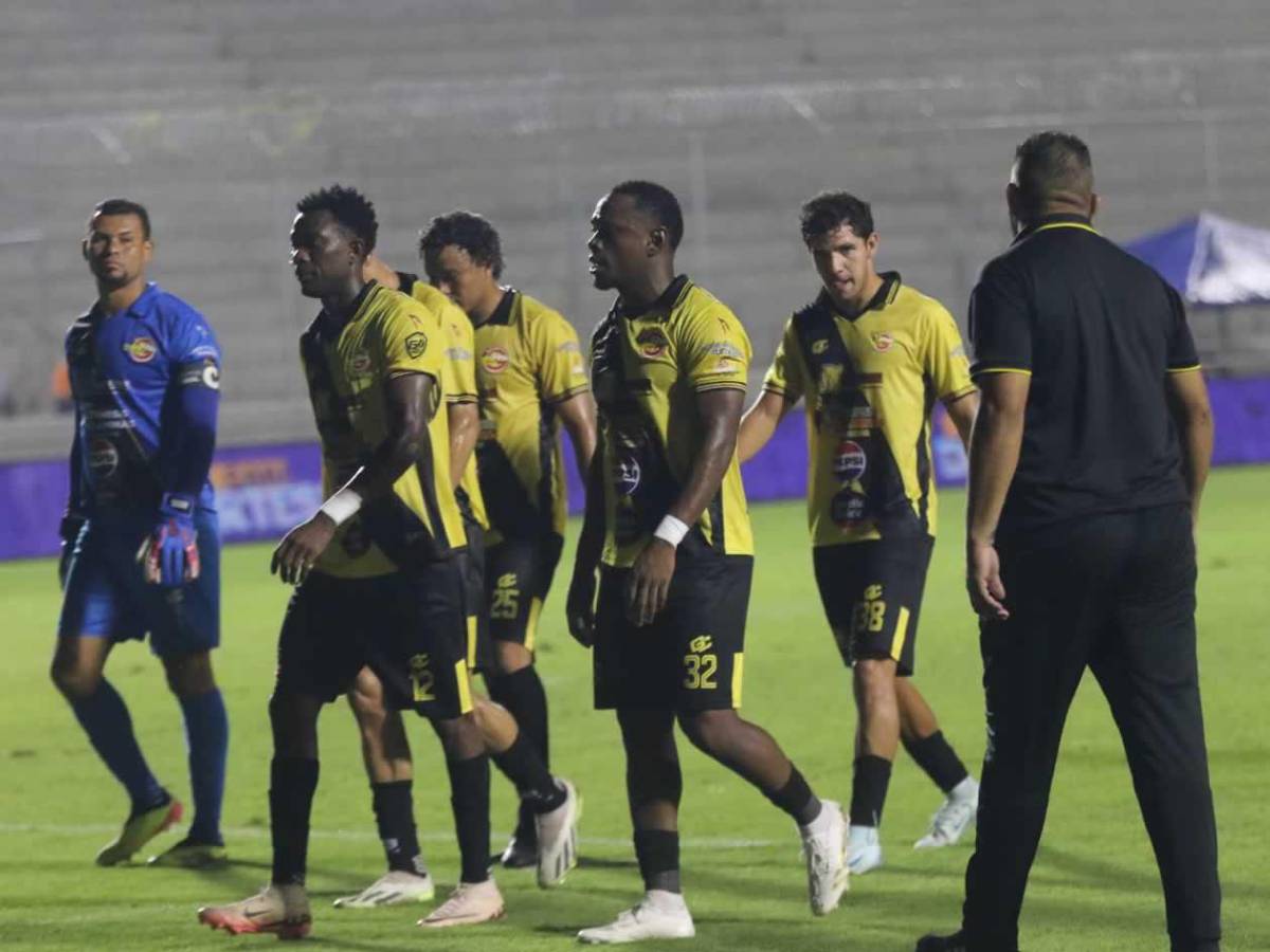 Festín de Olimpia, la tristeza de la eliminación, bellas novias y el 'infriltrado'