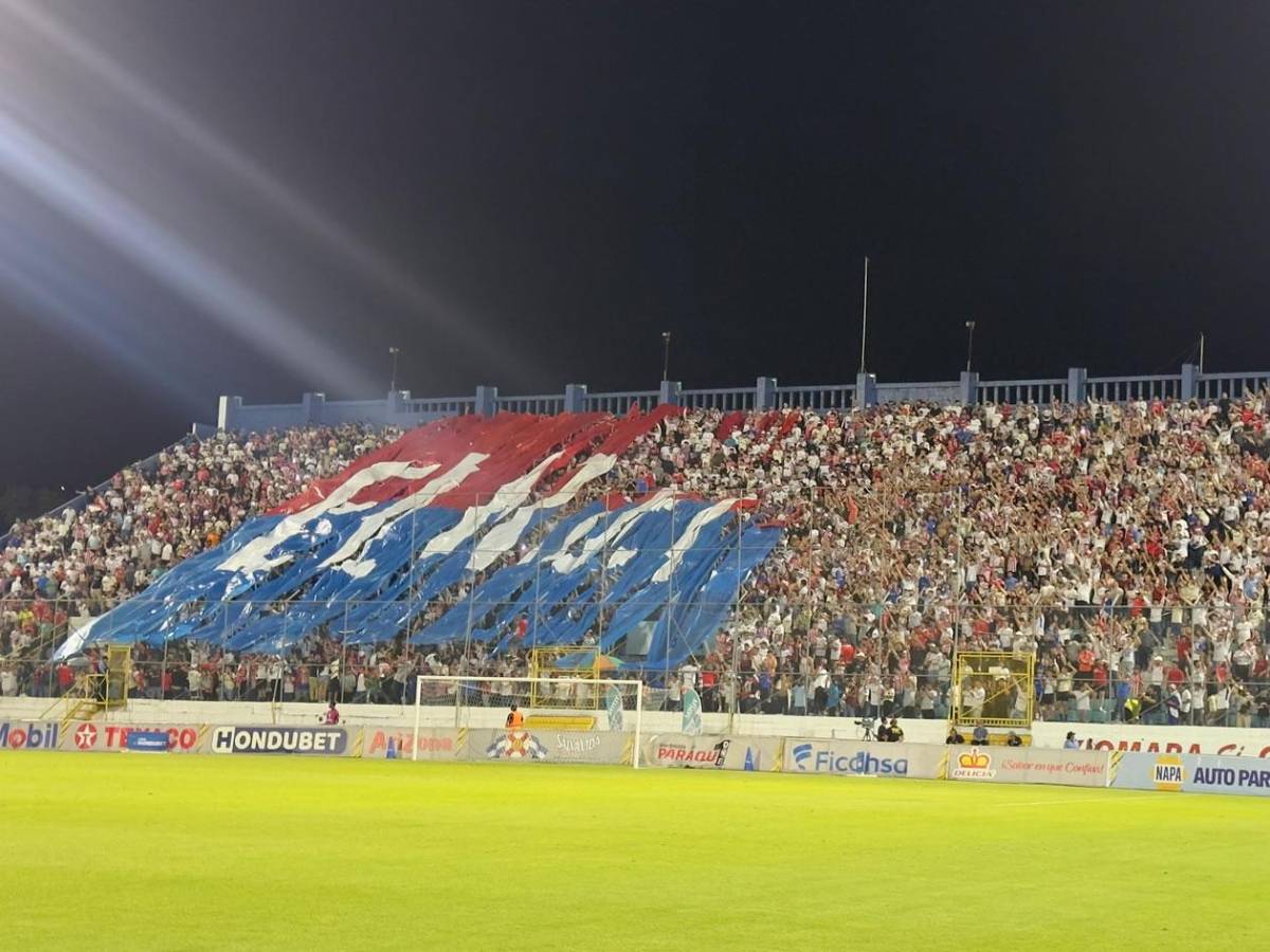 El héroe repentino, Olimpia festeja, llanto, dolor en Real España y sexys bailarinas