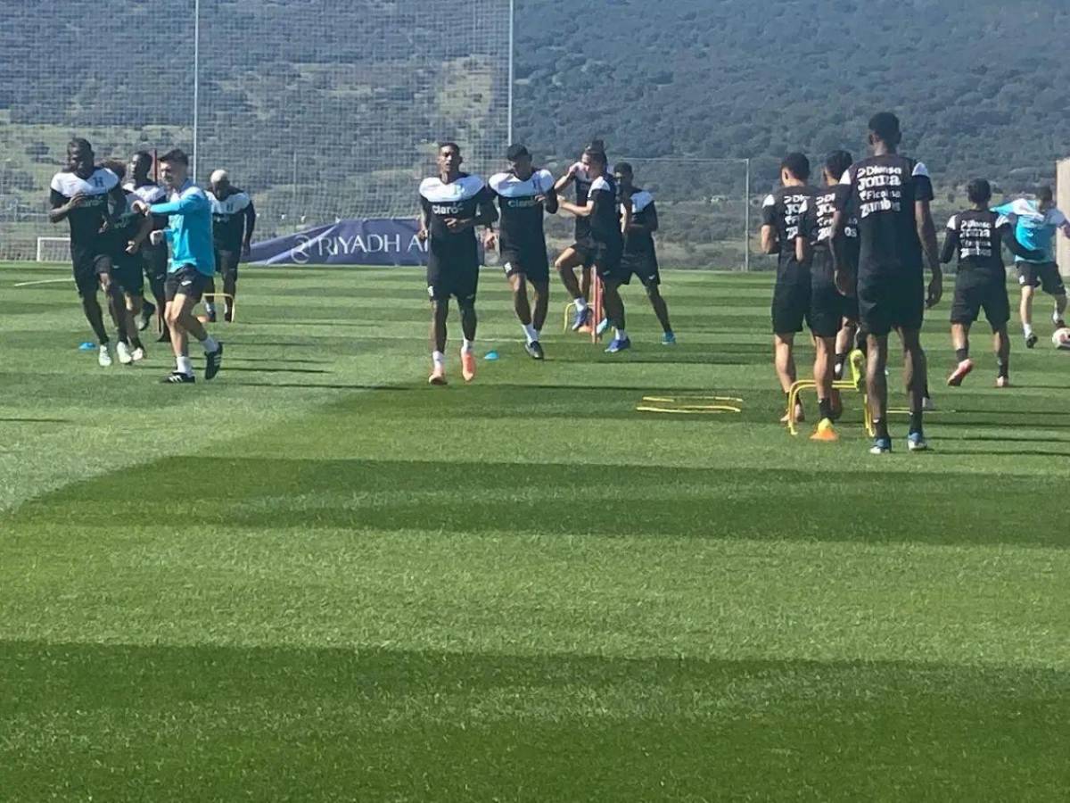 Nueva tecnológica y gran novedad: La Bicolor realiza su segundo entrenamiento