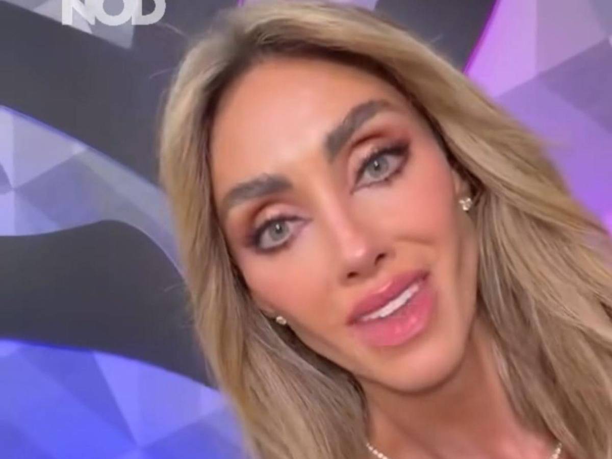 Anahí desata debate con su apariencia física actual