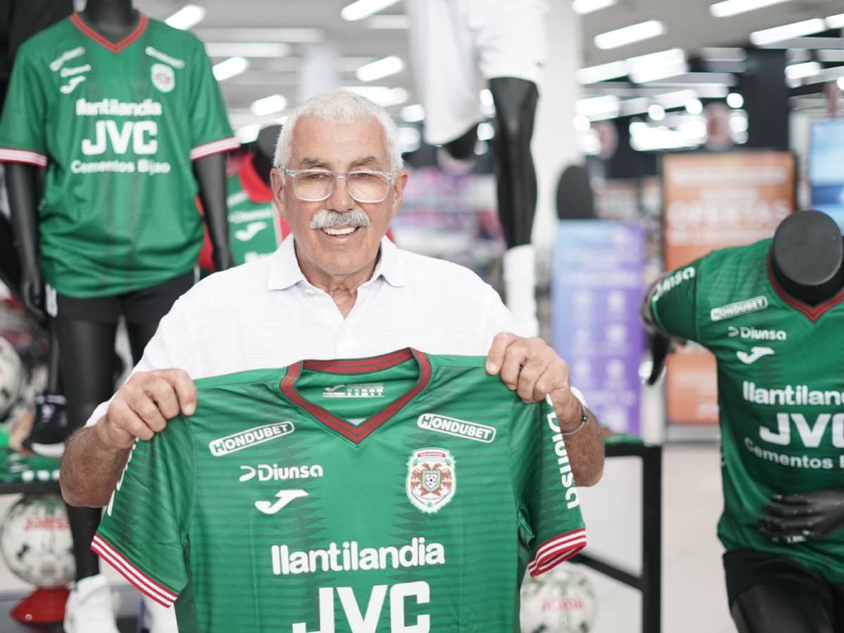 Manuel Keosseián, presentado como DT del Marathón junto a otros ídolos