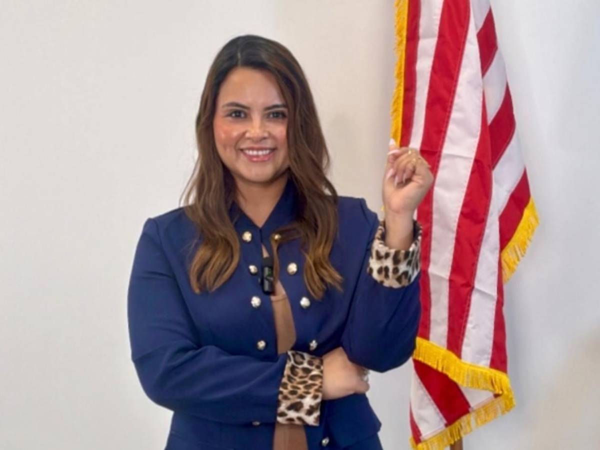 Clara, la bella esposa del exfutbolista hondureño que ayuda a los latinos en Estados Unidos