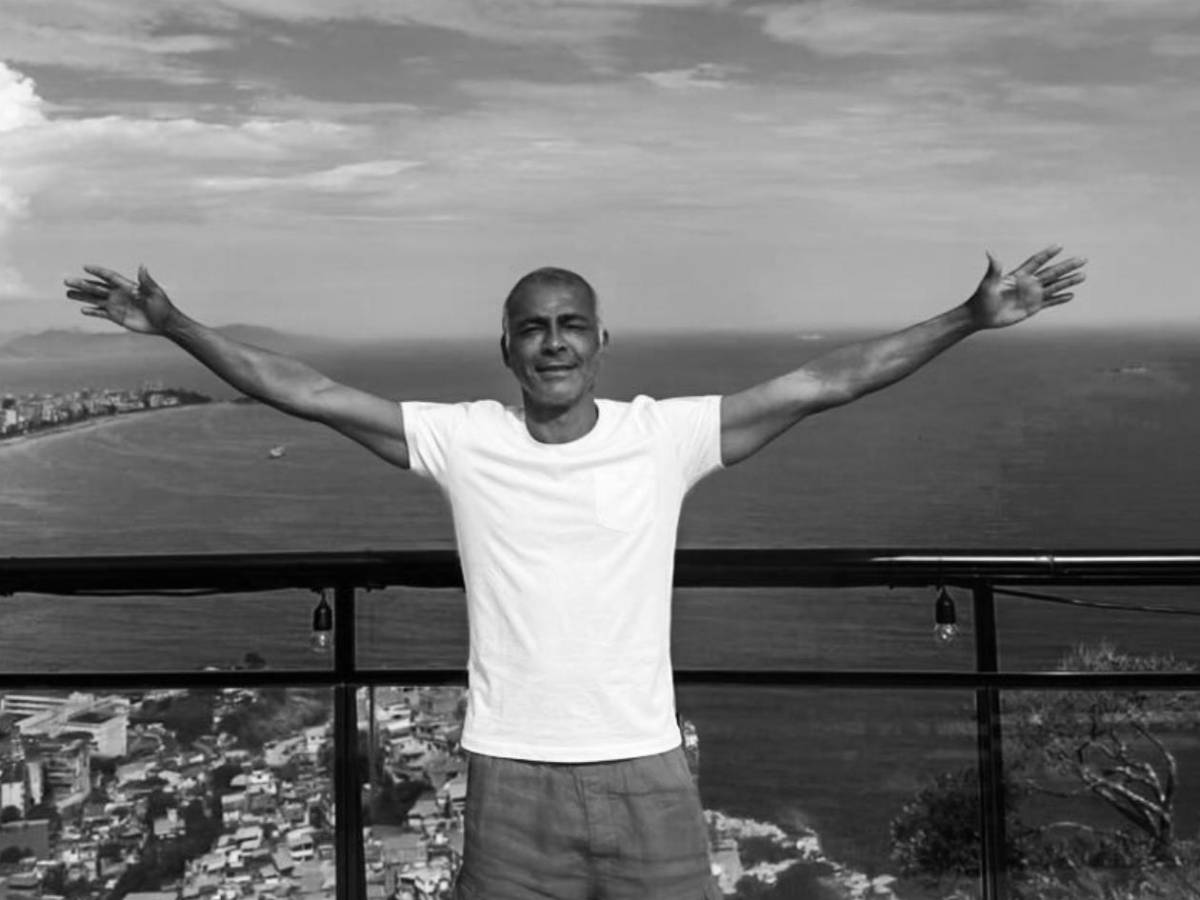 Escándalo: Romario cambia a su novia de 25 años por su mejor amiga y ella reacciona